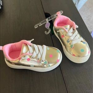 NWT Toddler gold sneakers. Carters sz 6